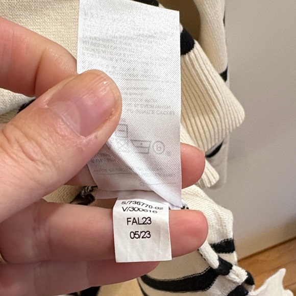 Banana Republic Forever Sweater in Cream and Black Striped. - Picture 6 of 7